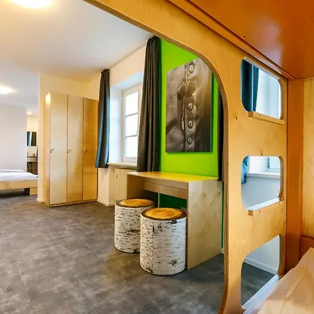 Jugendherberge Burghausen Vandrarhem *