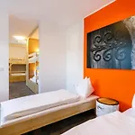Jugendherberge Burghausen Hostel *