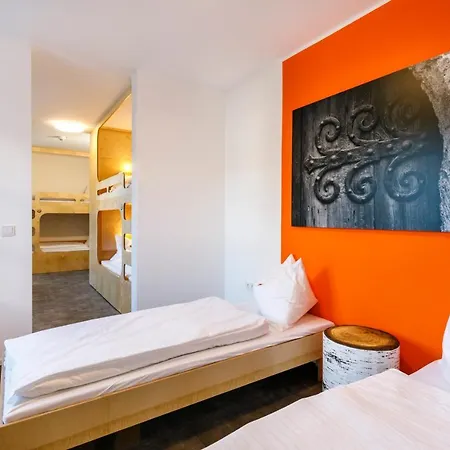 Jugendherberge Burghausen Hostel *