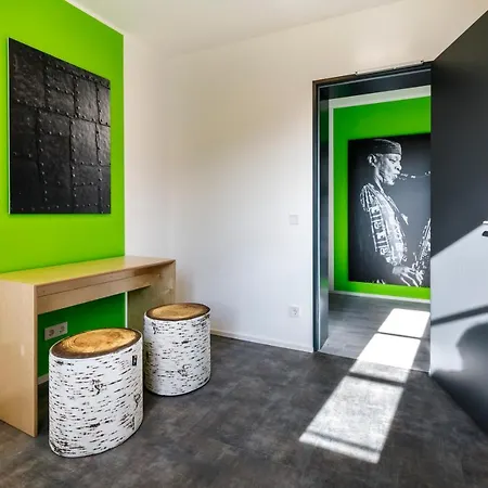 Hostel Jugendherberge Burghausen *
