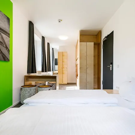 Jugendherberge Burghausen Hostel *