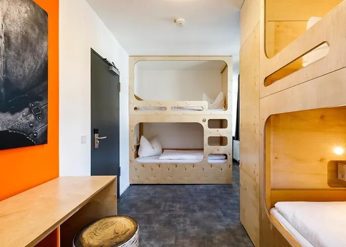 Hostal Jugendherberge Burghausen Burghausen